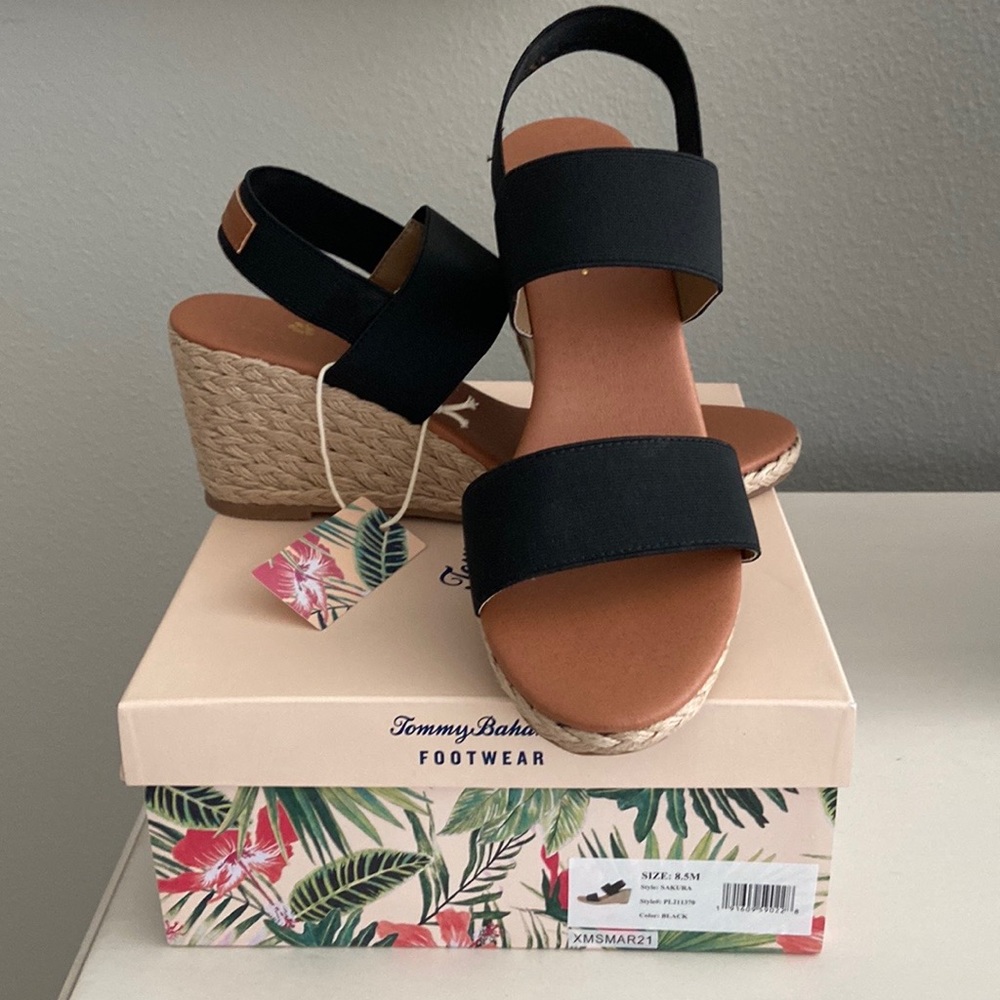 Tommy Bahama Women’s Sakura Wedge Sandal